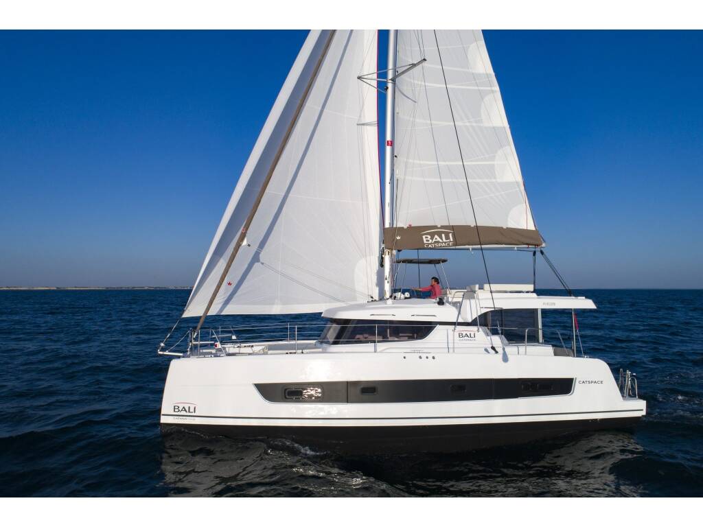 Bali Catspace PERSEIDS (Generator, Air-condition, 1 SUP free of charge)