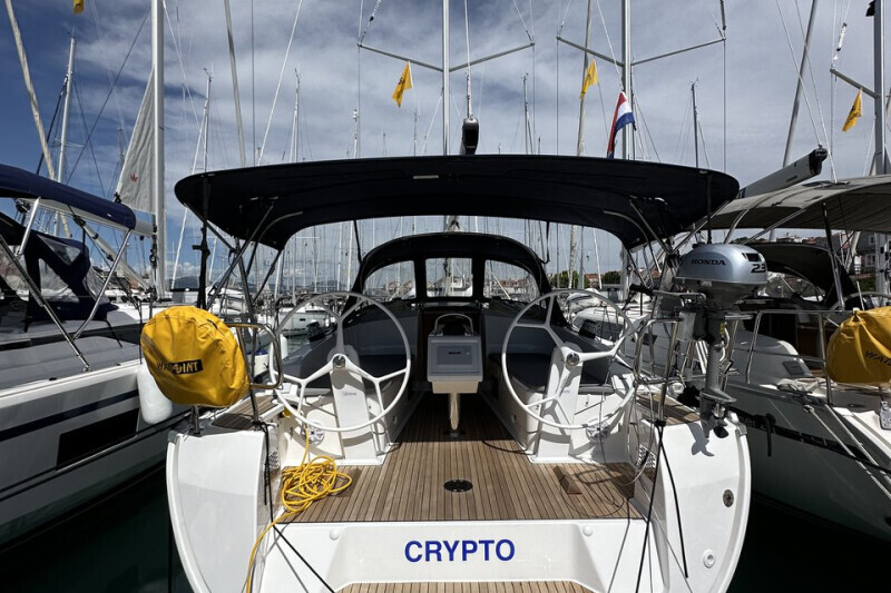 Bavaria Cruiser 37 Crypto