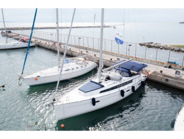 Bavaria Cruiser 46 Blue-D