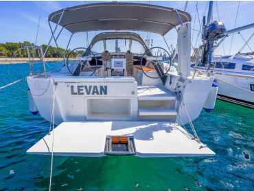 Dufour 430 Levan