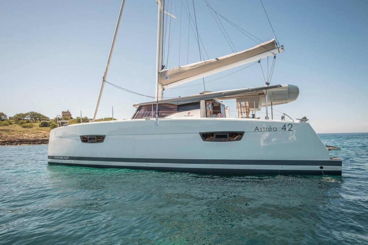 Fountaine Pajot Astrea 42 EDEN BLUE 