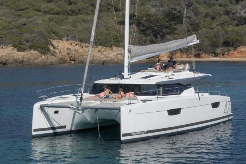 Fountaine Pajot Saona 47 Lola 2