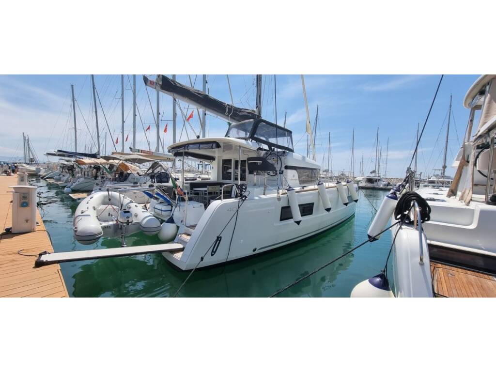 Lagoon 40 Freccia (WM, Inverter)