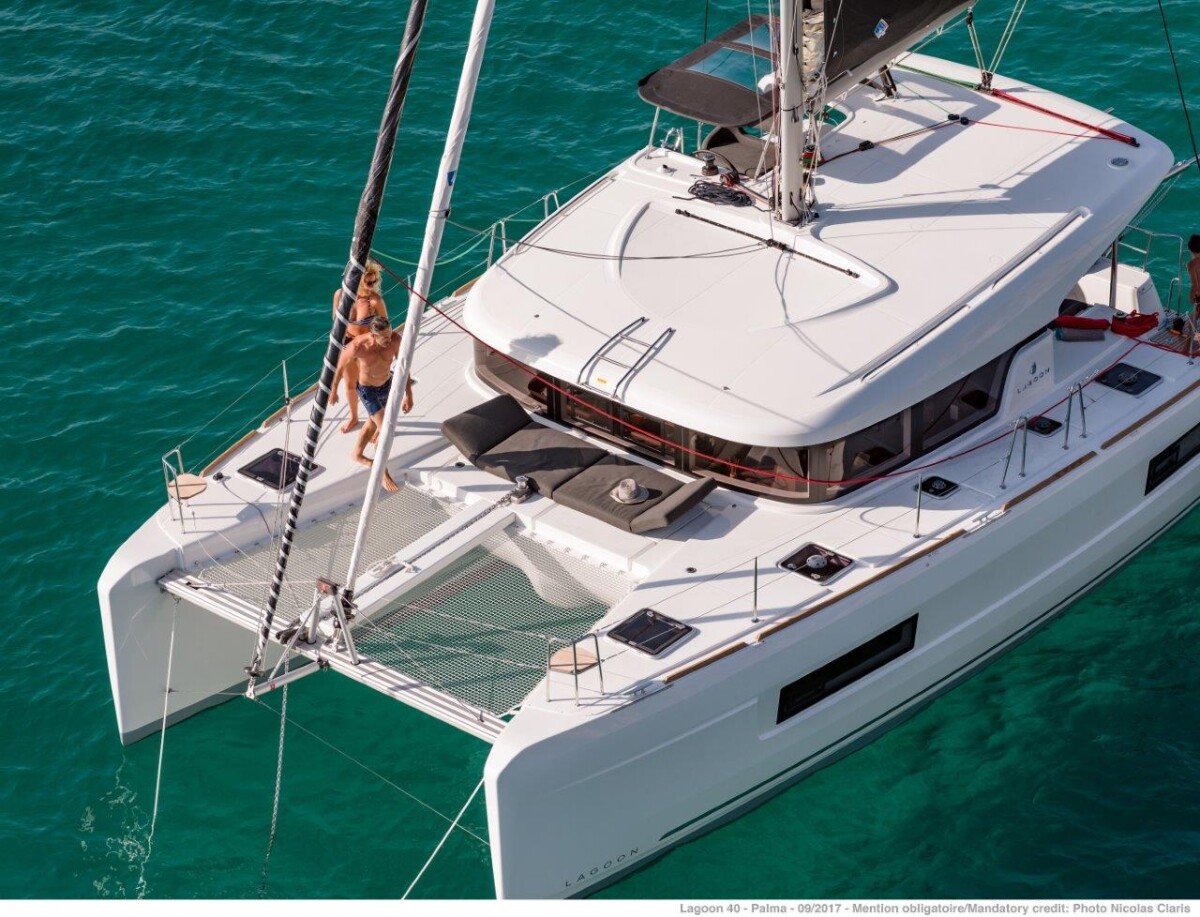 Lagoon 40 Wave elli