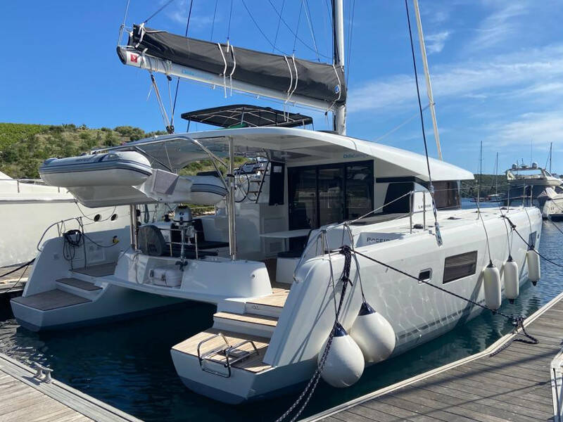 Lagoon 42 POSEIDON 2021 (air condition, generator)