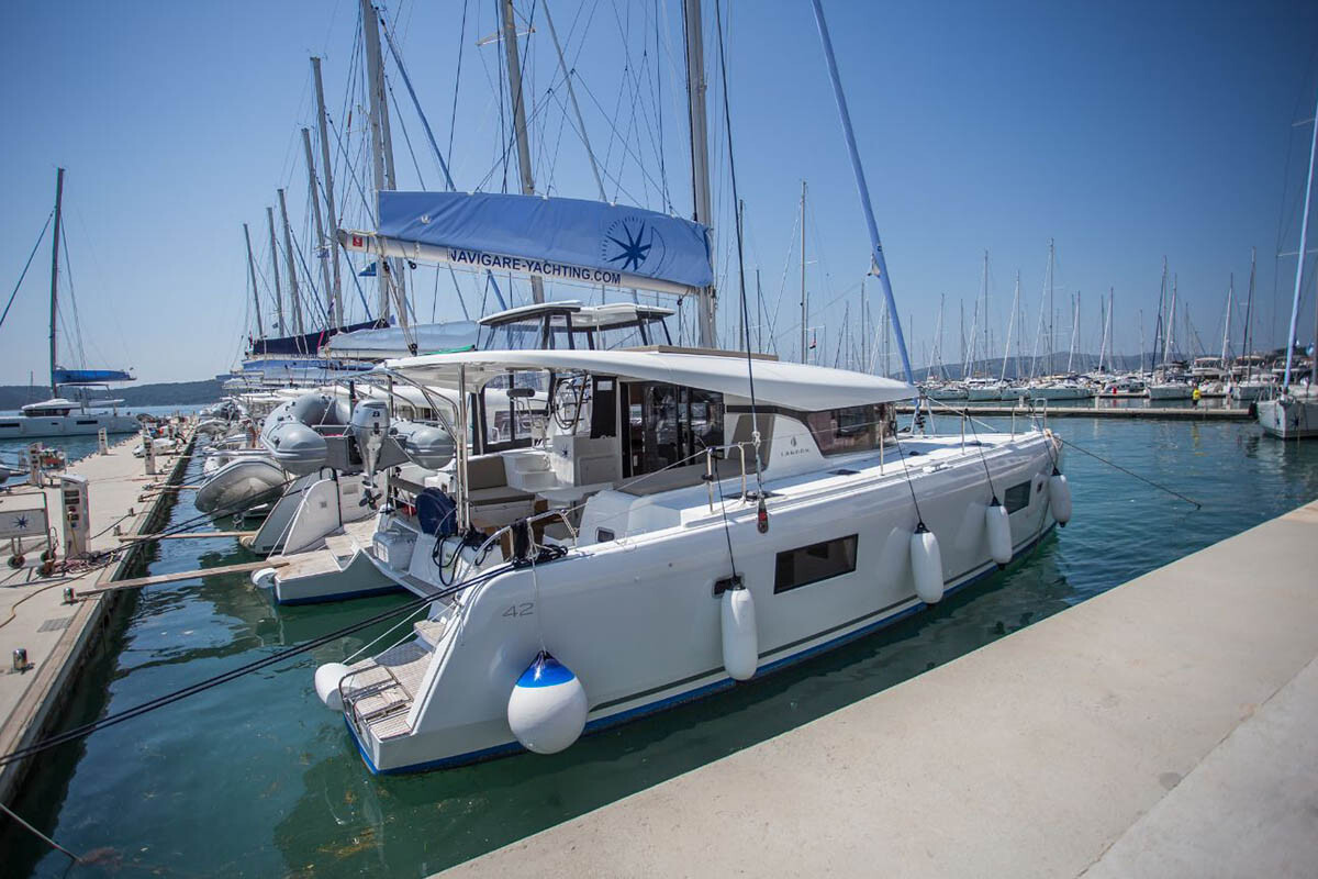 Lagoon 42 Ariel III