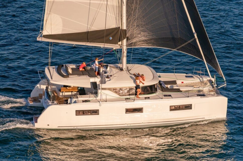 Lagoon 46 Draco