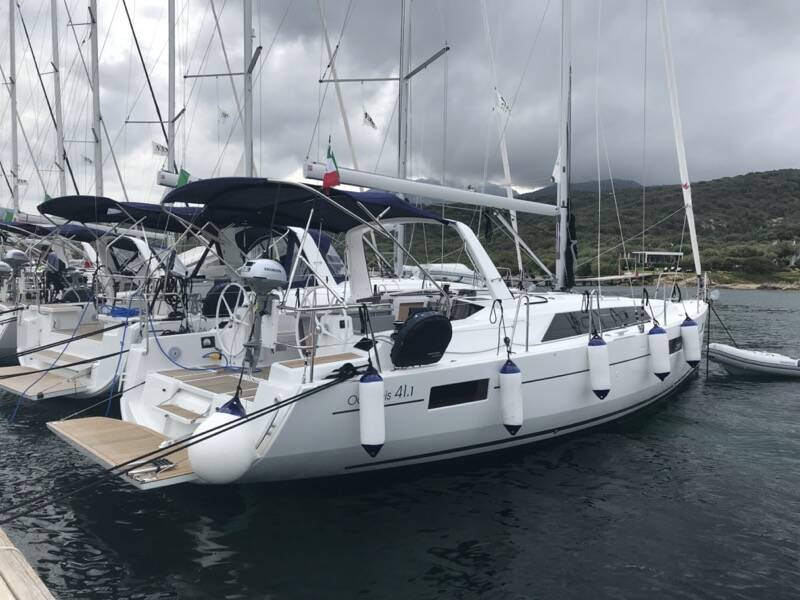 Oceanis 41.1 Agena