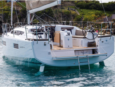 Sun Odyssey 410 Aquamarine