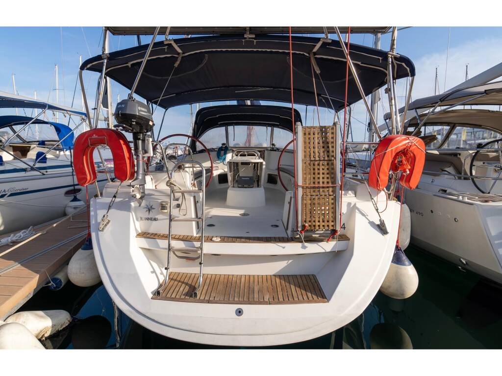 Sun Odyssey 44 i Beethoven ( with Bowthruster ,Solar Panels)